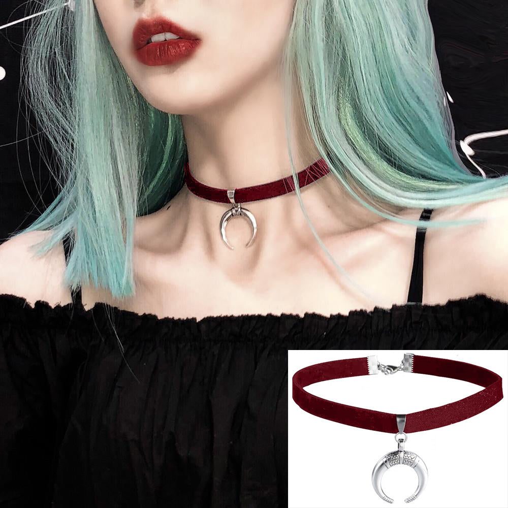 Korean Fashion Velvet Choker Necklace for Women Vintage Sexy Lace Necklace with Pendants Gothic Girl Neck Jewelry Accessories