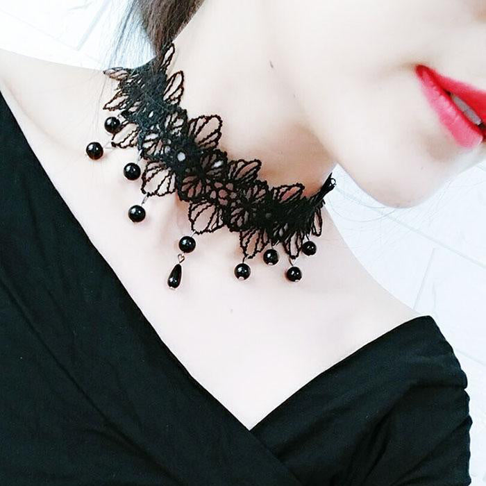 Korean Fashion Velvet Choker Necklace for Women Vintage Sexy Lace Necklace with Pendants Gothic Girl Neck Jewelry Accessories