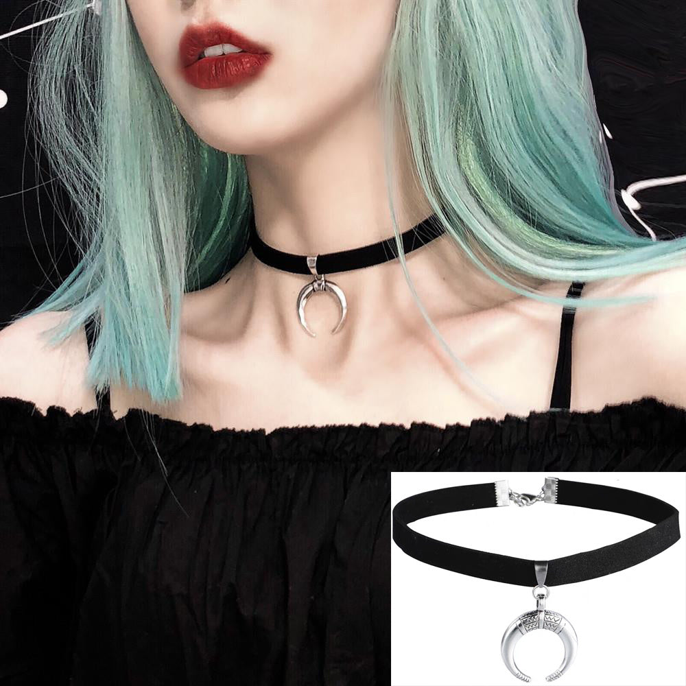 Korean Fashion Velvet Choker Necklace for Women Vintage Sexy Lace Necklace with Pendants Gothic Girl Neck Jewelry Accessories