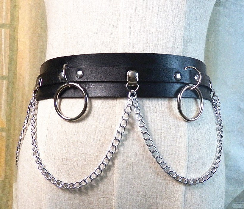 2021 New Punk Gothic Faux Leather Belt Metal Chain Ring Waist Strap Street Dance Decor