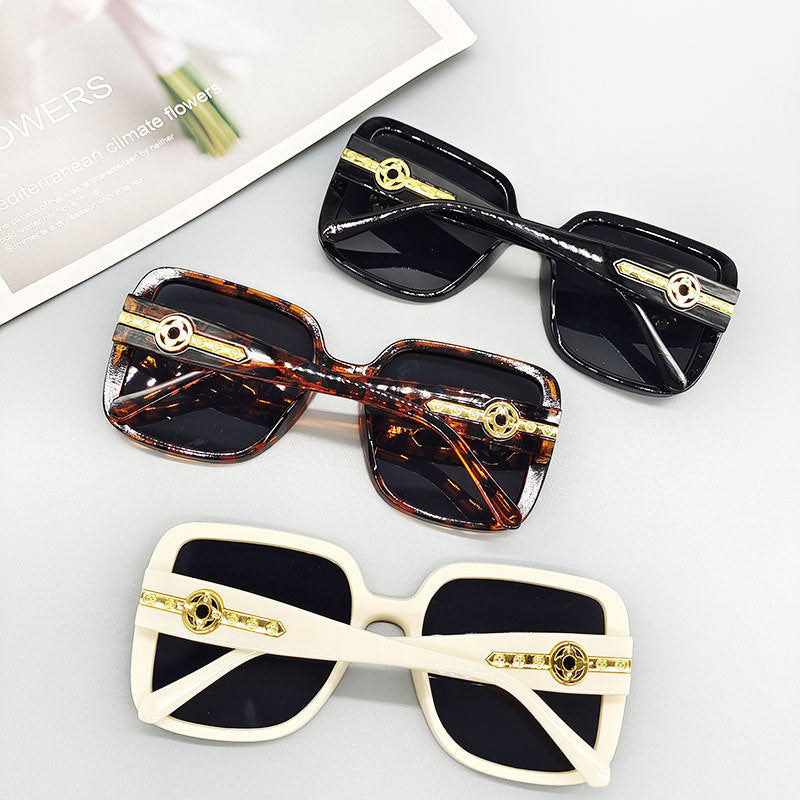 Trendy Personalized Comfortable Large Frame Sunglasses