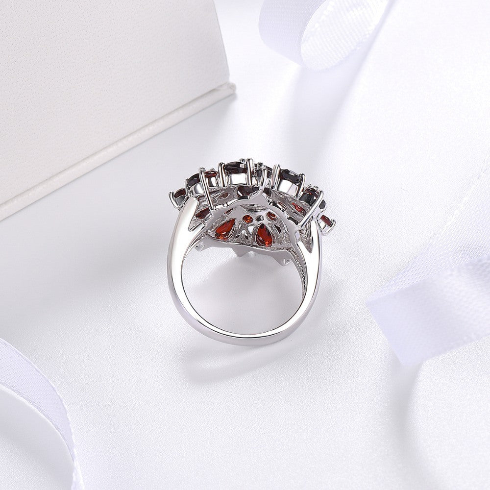 Classic Women Ring Plated Silver Jewelry with Ruby Gemstone Flower Shape Finger Rings for Wedding Party Gifts Accessories