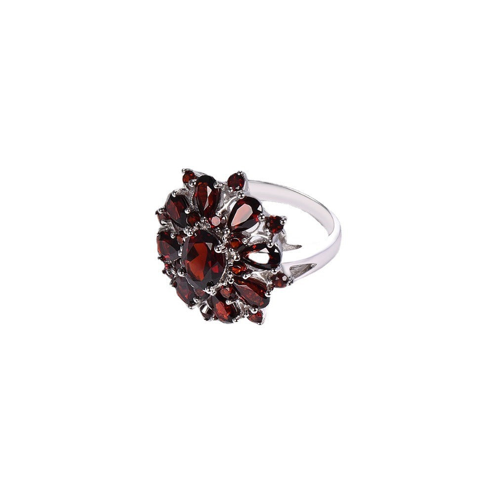 Classic Women Ring Plated Silver Jewelry with Ruby Gemstone Flower Shape Finger Rings for Wedding Party Gifts Accessories