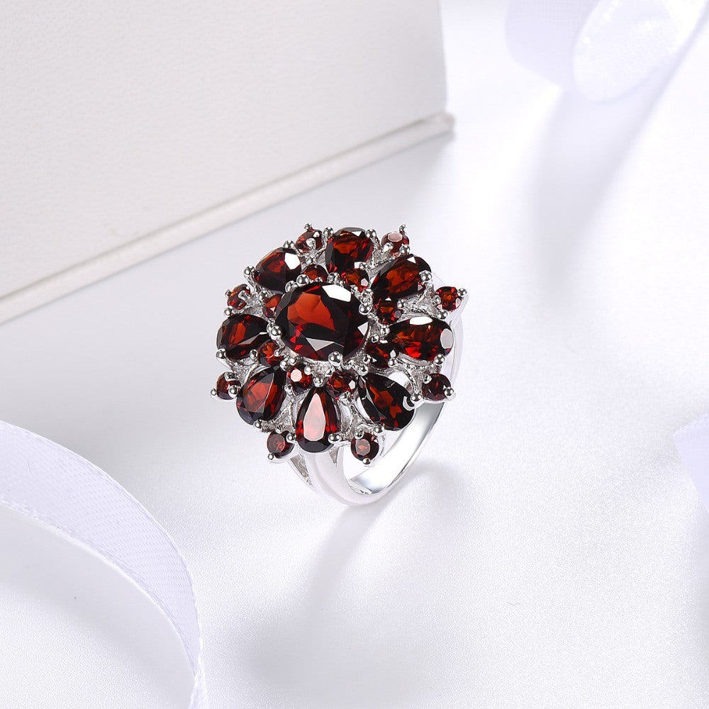 Classic Women Ring Plated Silver Jewelry with Ruby Gemstone Flower Shape Finger Rings for Wedding Party Gifts Accessories