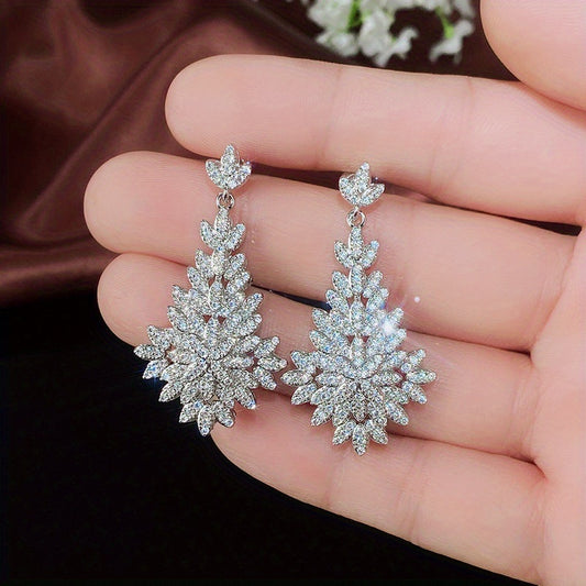 Elegant Luxury Style Shiny Zircon Decor Dangle Earrings Silver Plated Material For Women Wedding Engagement Banquet Jewelry Exquisite Gift