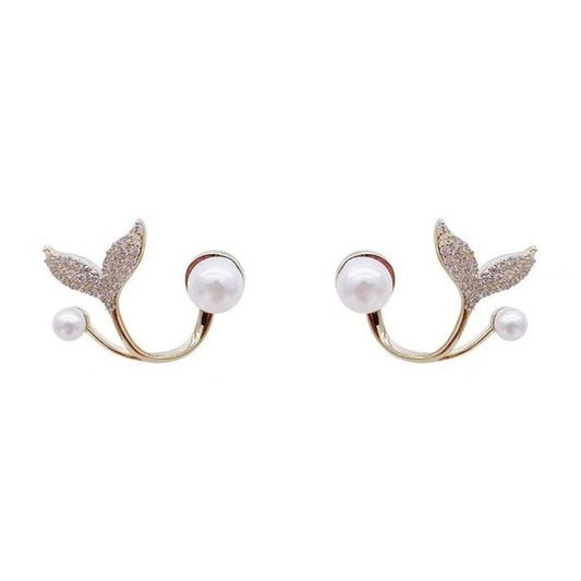 Womens Design Sense Fishtail Pearl Earrings Light Luxury Elegant Personality Earrings Perfect for Gifts