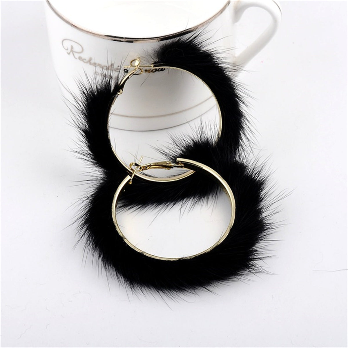 Popular Plush Large Circle Earrings Exaggerated Atmosphere Girl Heart Mink Hair Earrings