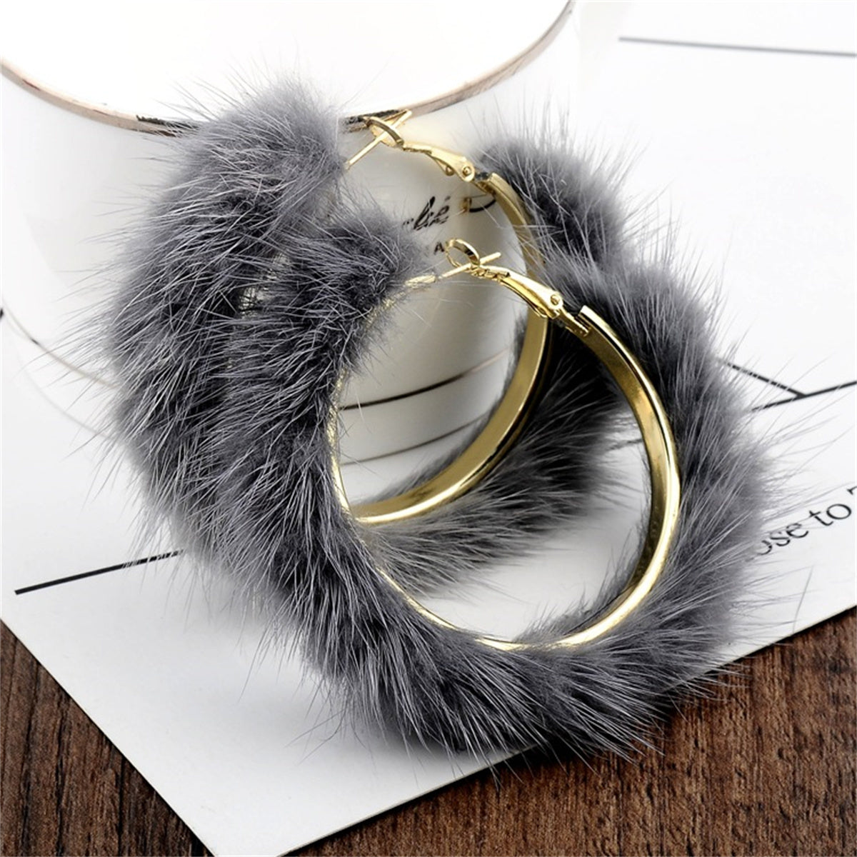 Popular Plush Large Circle Earrings Exaggerated Atmosphere Girl Heart Mink Hair Earrings