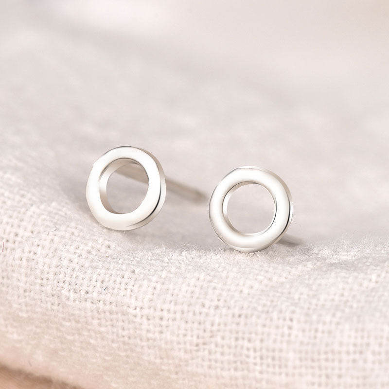 Casual Mini Circle 925 Sterling Silver Stud Earrings