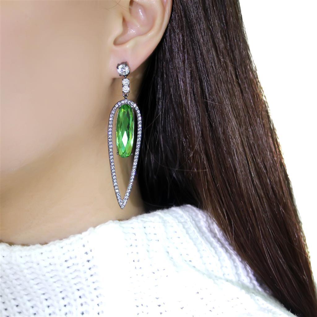 TK2846 - IP Light Black (IP Gun) Stainless Steel Earrings with Top Grade Crystal in Peridot