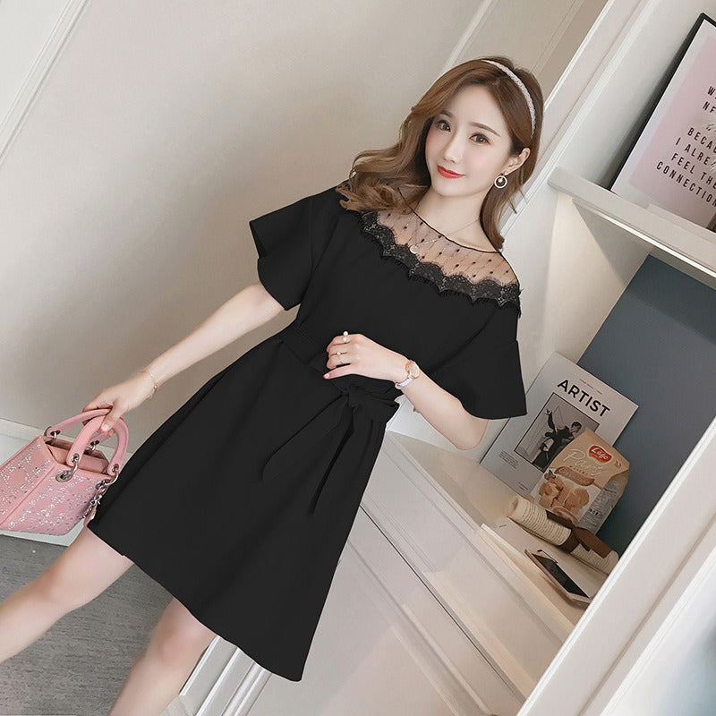 Summer New Women's Slim Straps Stitching Lace Hollow Short-sleeved Dress