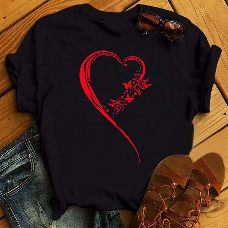 Watercolor Butterfly Heart Printed T Shirt New Women Black T-Shirt Harajuku Cute Graphic Tee Shirt Ladies Casual Female Tops Tee