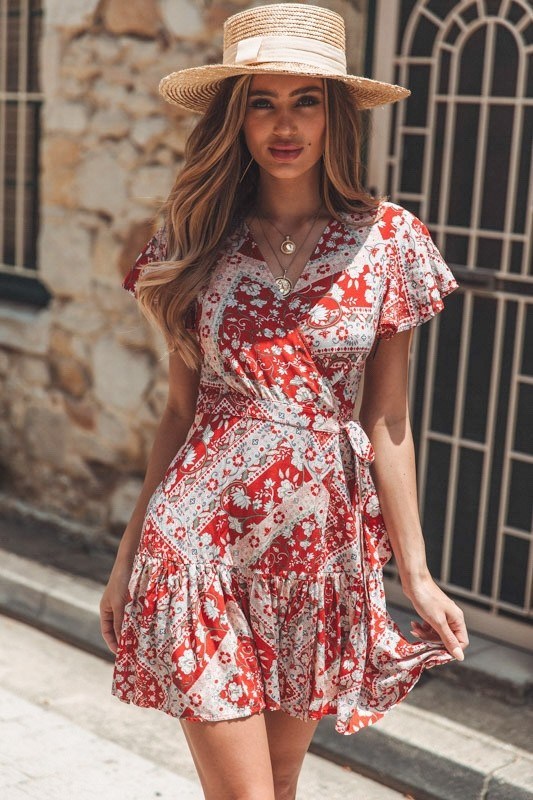 Women's Spring and Summer New Sexy Casual Short-sleeved Straps Holiday Print Dress Women's Clothing