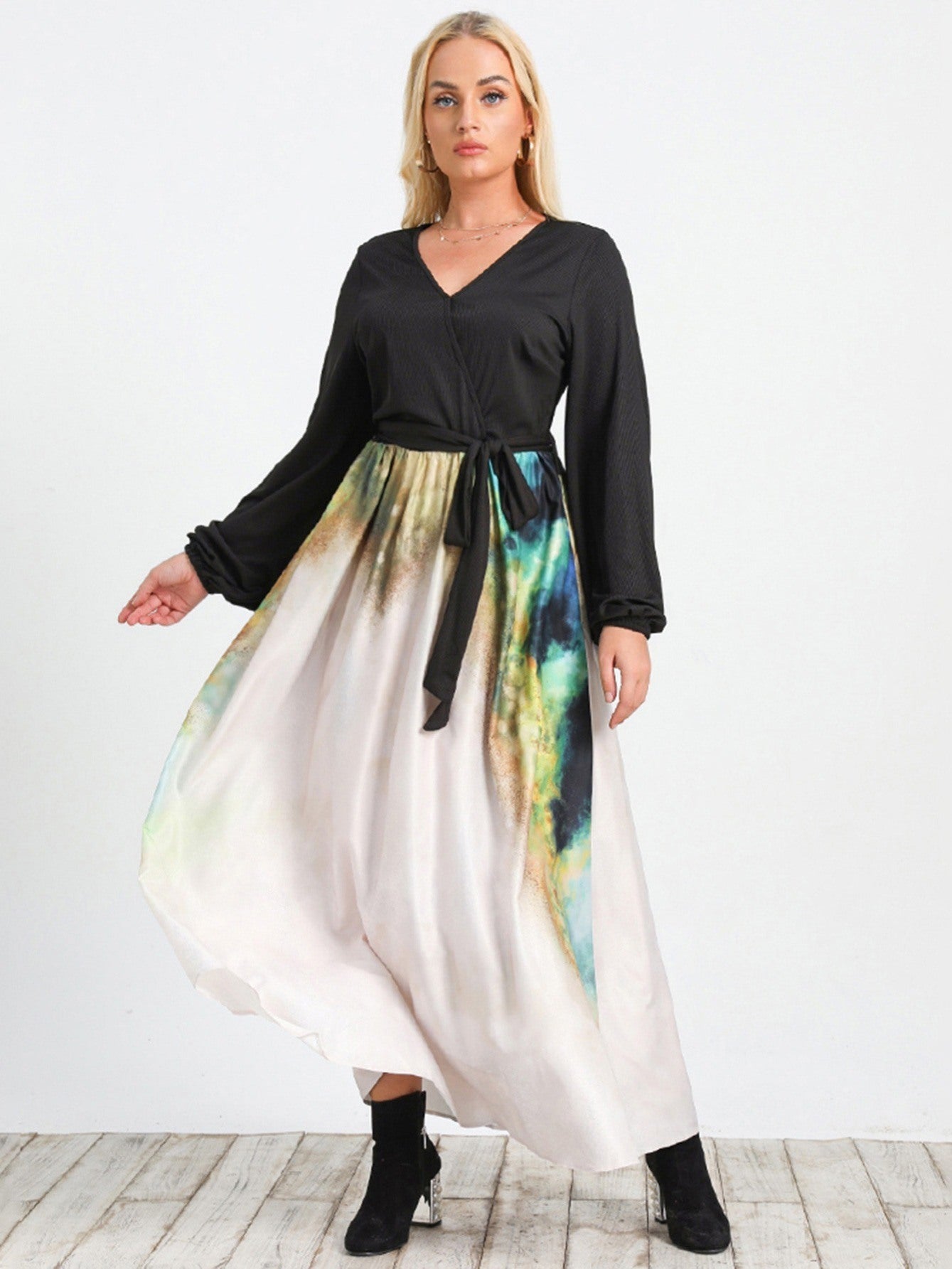 Plus Ink Painting Belted Dress Retro Style V-neck Fall Winter Long Sleeve Maxi Dress