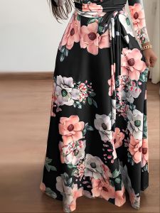 Plus Size Floral Print High Neck Maxi Dress; Women's Plus Medium Stretch Round Neck Long Dress