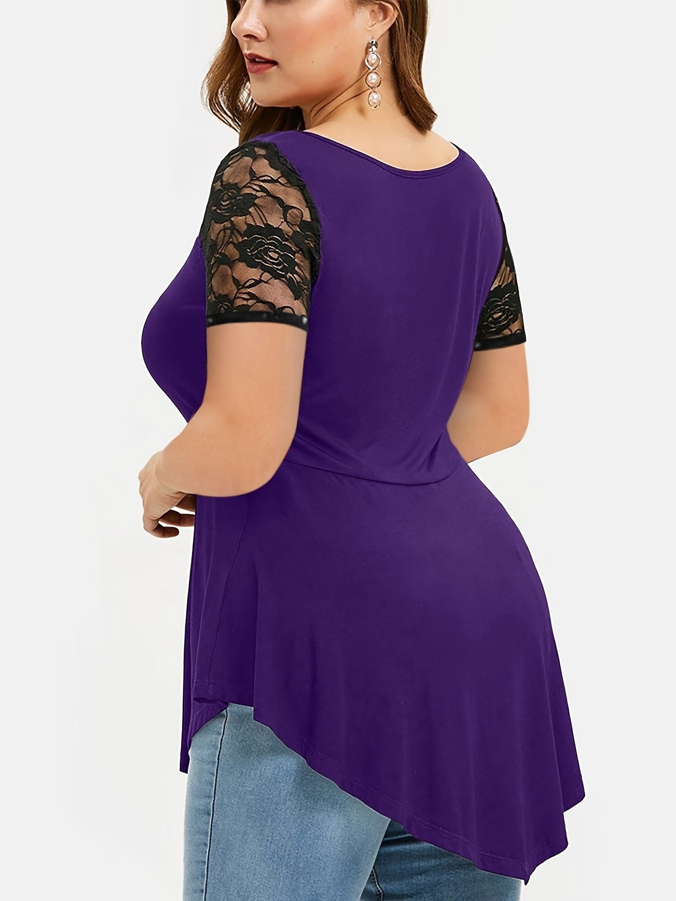 Plus Size Contrast Lace Colorblock Round Neck T-shirt; Women's Plus Irregular Hem Elegant Blouse