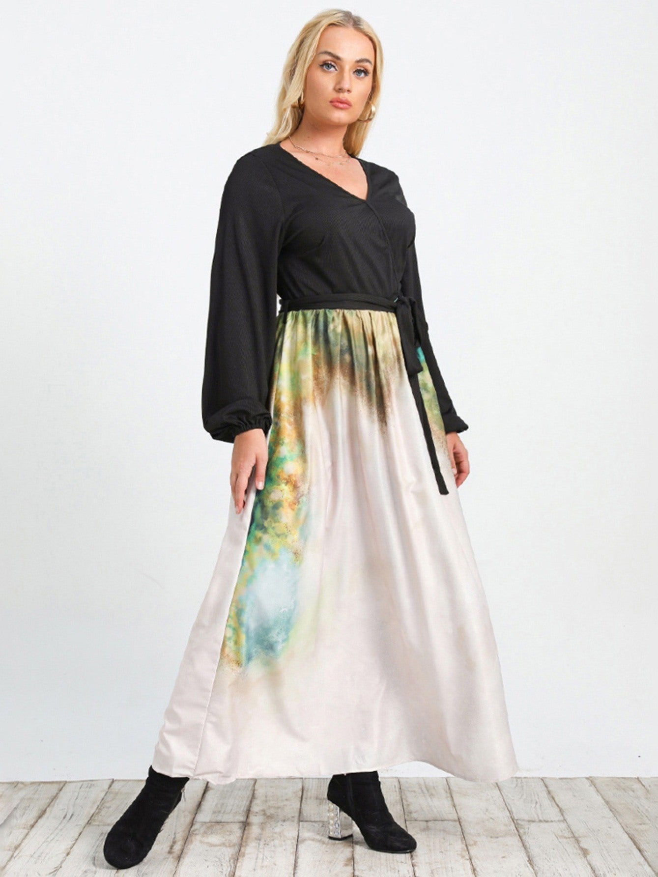 Plus Ink Painting Belted Dress Retro Style V-neck Fall Winter Long Sleeve Maxi Dress