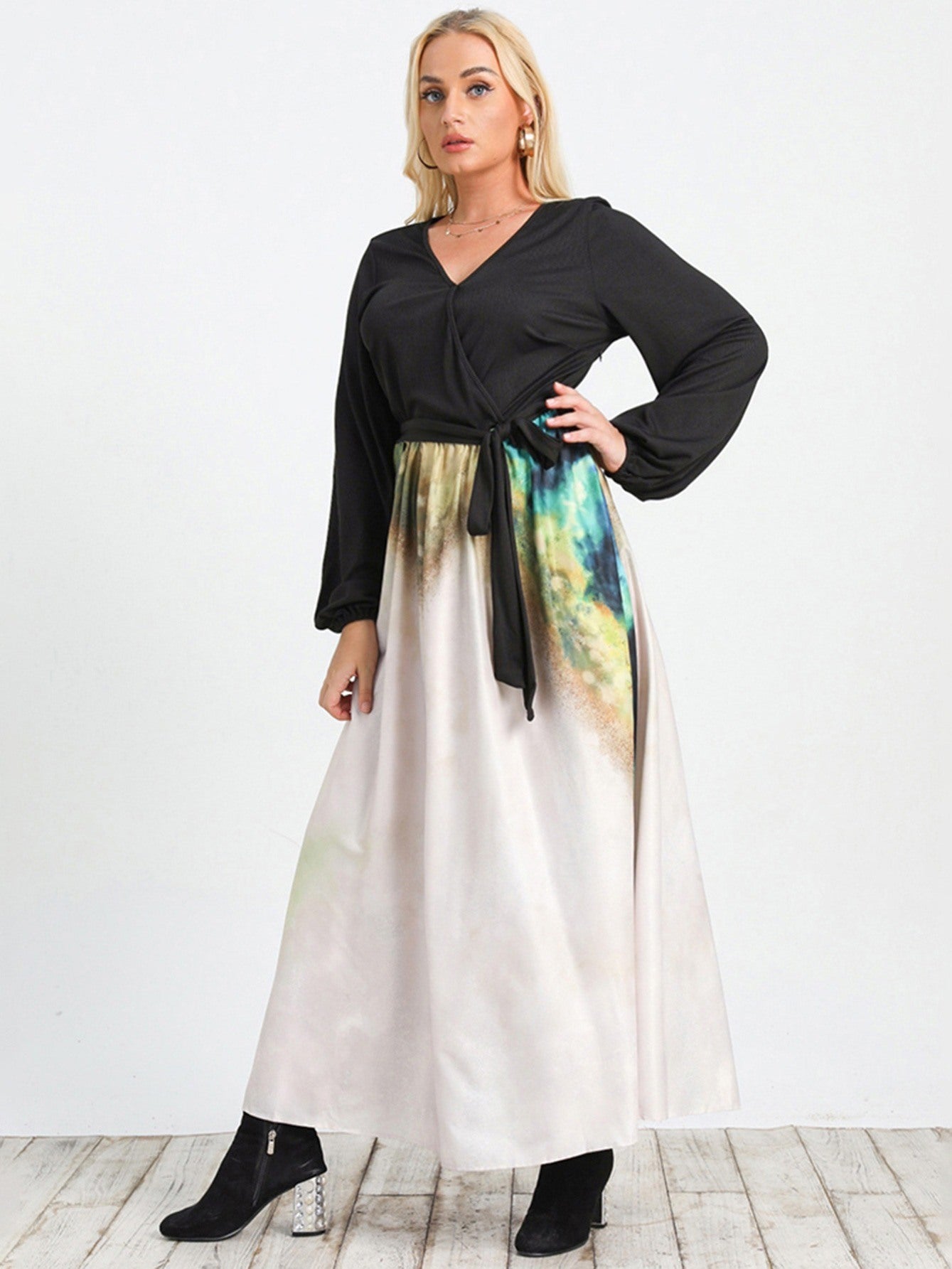 Plus Ink Painting Belted Dress Retro Style V-neck Fall Winter Long Sleeve Maxi Dress