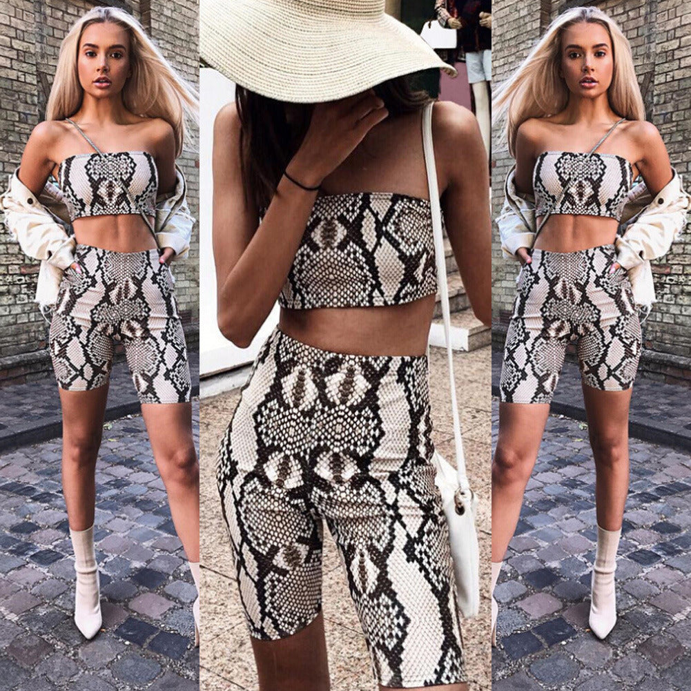 Two-piece women's new snake print tube top + shorts sports and leisure suit